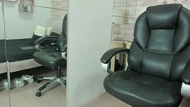 Jordi_Cooper Chat XXX in diretta