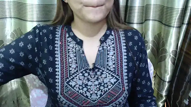 Онлайн чат XXX queen_angelina