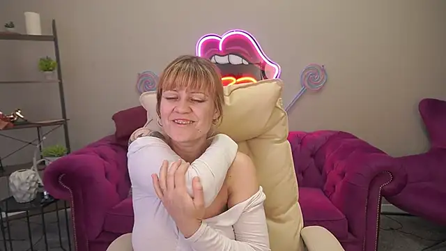 Živý XXX chat BellaLaPetit