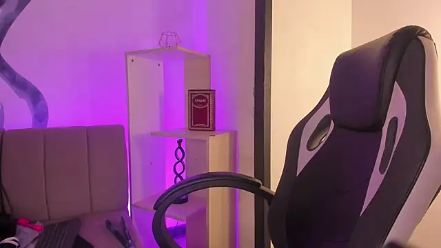 Вебкам-шоу MelLove_