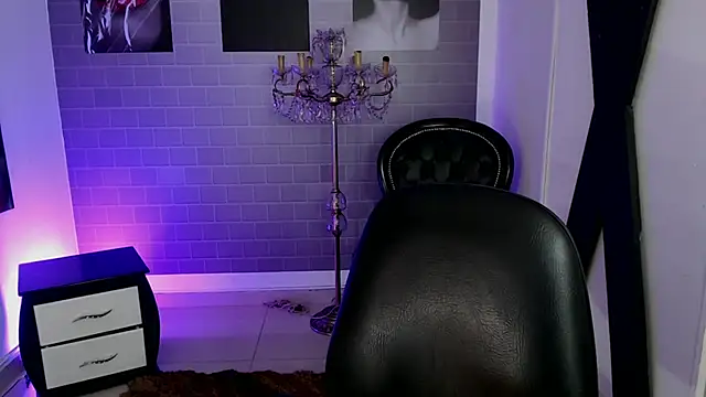 aleesha_cameron02 라이브 XXX 채팅