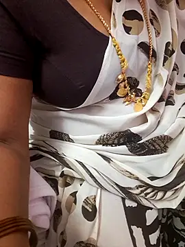 Show de Tamil_Ammani na webcam