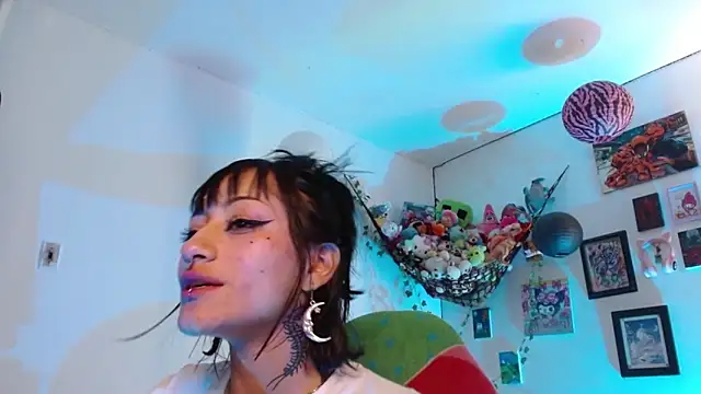 Chat +18 de Layla_quinn ao vivo