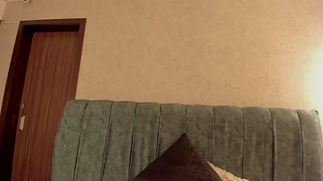 Aleera_Walton Chat XXX live