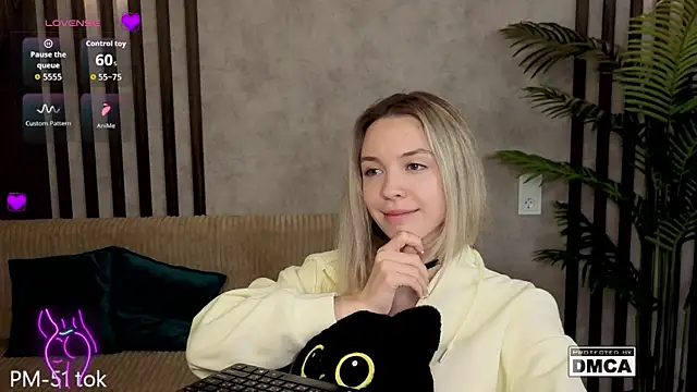 Holl1Would 라이브 XXX 채팅