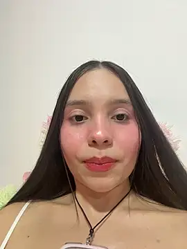 XXX chat uživo modela MiaJacksonn