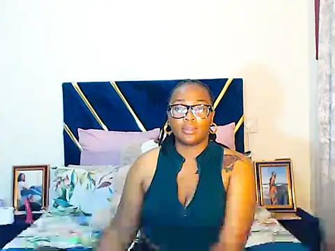 veronica1xxx লাইভ XXX চ্যাট