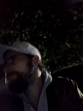 hairy_mannn Adlı Modelin Canlı XXX Sohbeti