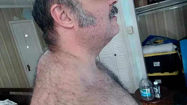 bullmusclejoe: διαδικτυακό σόου στην κάμερα