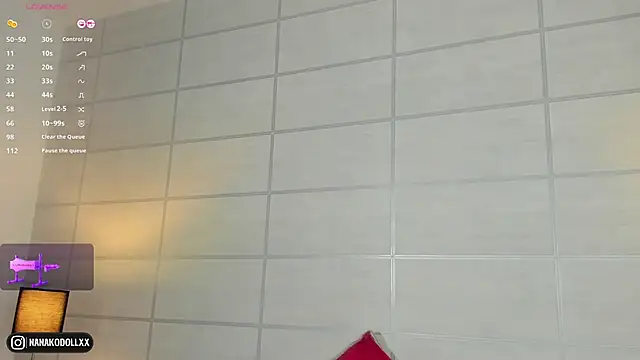 NanakoDollx 现场XXX聊天