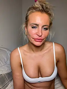 AliceDxn Live XXX chat