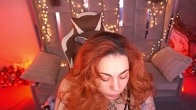 Kittywakee: απευθείας συνομιλία ΧΧΧ