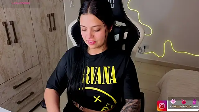 Victoryyy_ Live XXX-chat