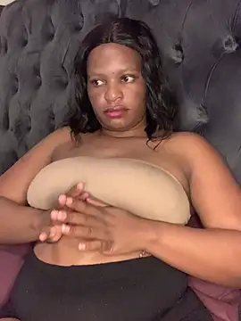 XXX chat uživo modela WetebonyX2