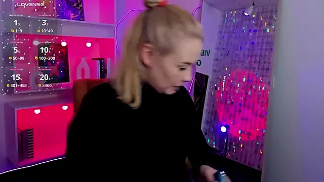 StephanieSweety Live XXX-chat