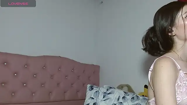 Chat XXX en directo de emily_littesweet