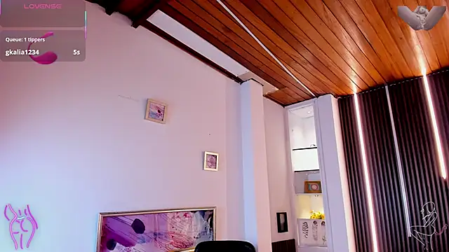 victoria_mooree: απευθείας συνομιλία ΧΧΧ