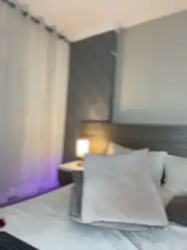 MiilaBlake: онлайн-секс-чат