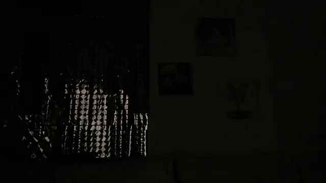 AdeleNasty 即時 XXX 聊天