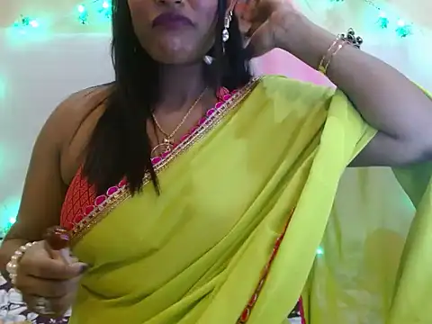 LIZNA_0 Adlı Modelin Canlı XXX Sohbeti