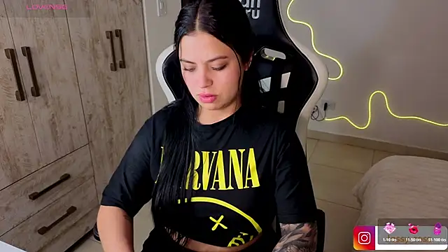 Chat +18 de Victoryyy_ ao vivo