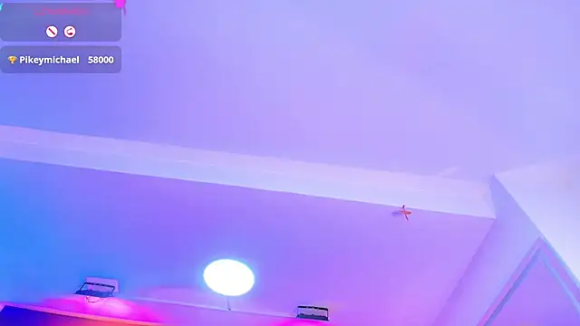 Cammi_wagnerのウェブカメラショー