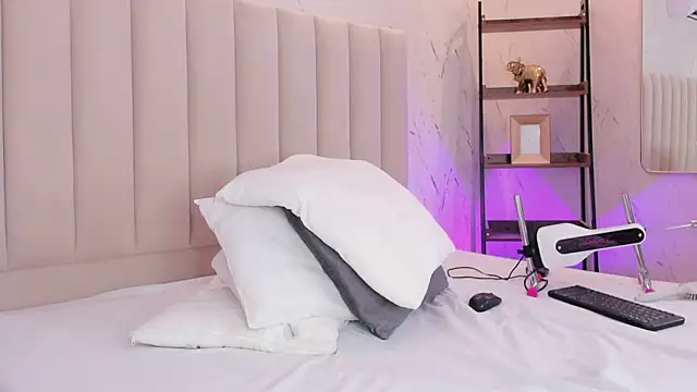 Онлайн чат XXX ViolettaRousee_