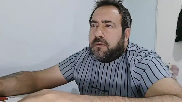 big_snakee Adlı Modelin Web Kamerası Şovu