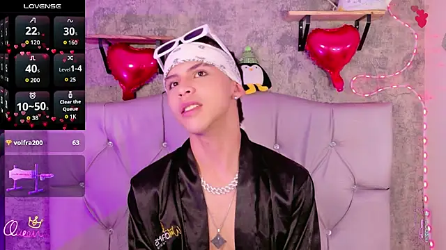 Prince_Apolo's Live XXX Chat