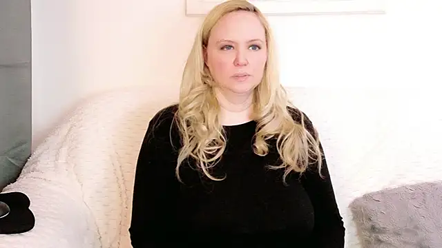 Sarah4you Chat XXX in diretta