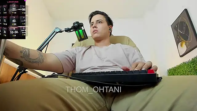 Thom_Ohtani Obrolan Langsung XXX