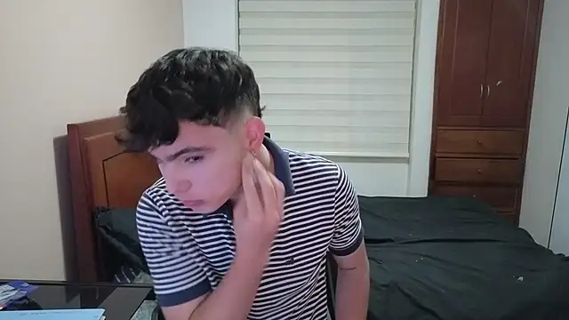 lukeboyce33 Obrolan Langsung XXX