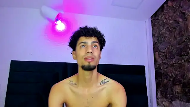 Chris_Angel_ live XXX chat