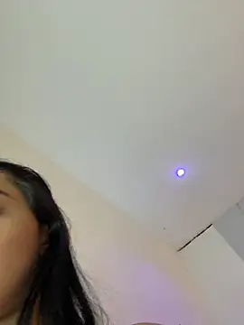 Doll_Alaia_ Show Webcam