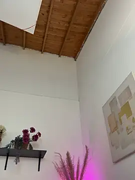 AlessiaVallmont – webcam-show