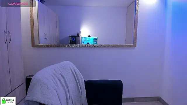 EricaVanderhilln Webbikameraesitys