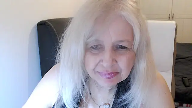 SusiLifeXXX – Live XXX-chat