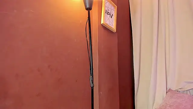 XXX chat uživo modela Little_Ivy