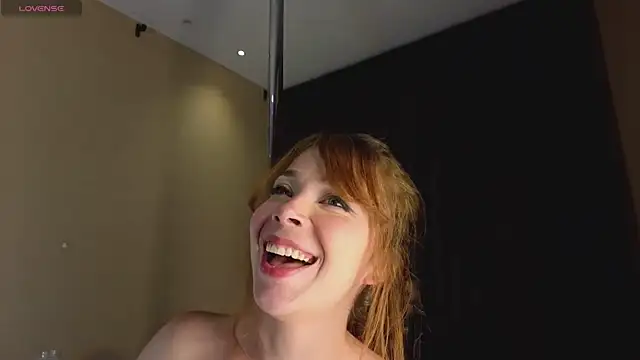 แชท XXX สดของ HelenaCole-