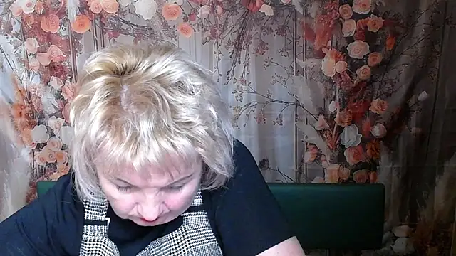 XXX chat uživo modela RenataDaster