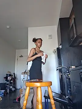 Cinnamonbunn Live XXX-Chat