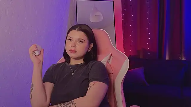 Monica_DacherのライブXXXチャット