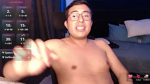 andrewmhilton_ Adlı Modelin Canlı XXX Sohbeti