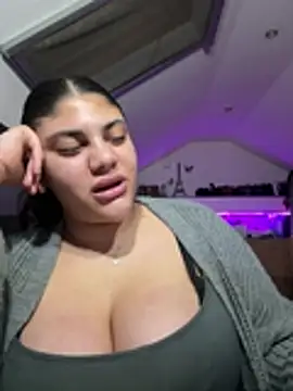 MinaKhalina 在線直播表演