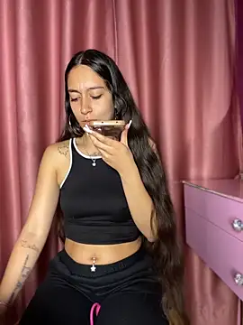 Alaska_euphoria Adlı Modelin Web Kamerası Şovu