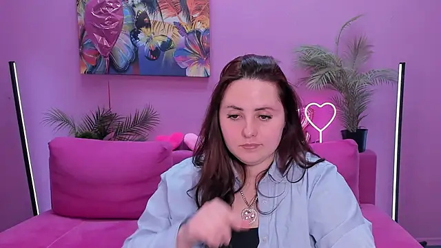 Hennessy_bunny Webcam Show