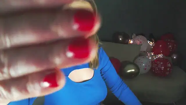 Cute_sun Adlı Modelin Canlı XXX Sohbeti