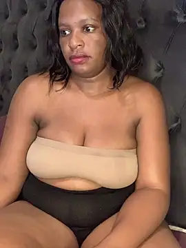 WetebonyX2 élő XXX-chatje