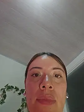 valery_mora Chat XXX in diretta