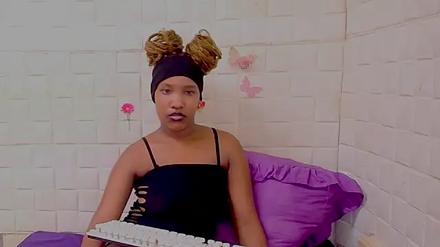 Chat XXX ao vivo de EroticSexyPrada